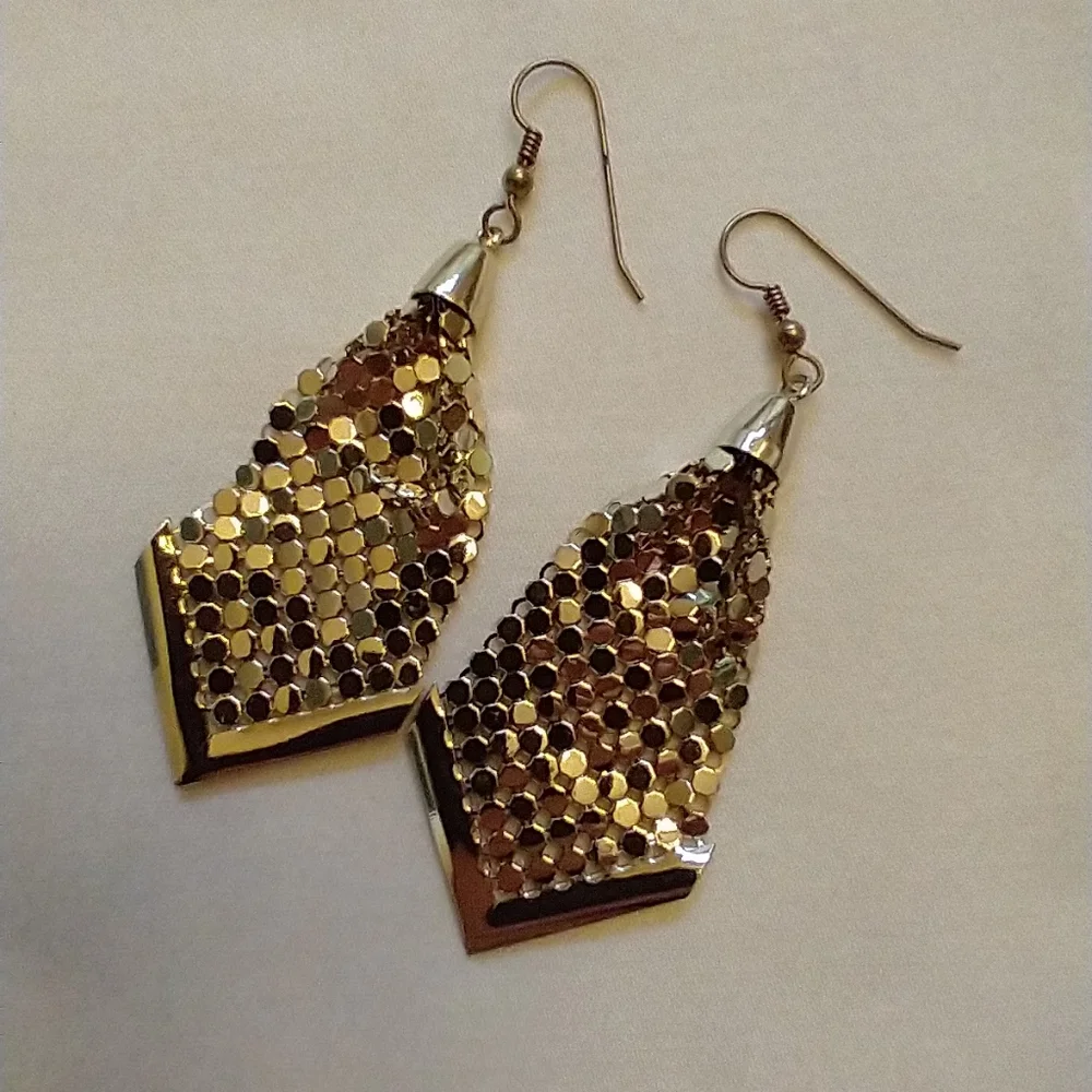 Whiting and Davis mesh earrings - Picture 10 of 14